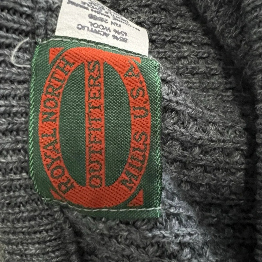 ROYAL NORTH MILLS OUTFITTERS Gray Crew Neck PULLOVER SWEATER MEN'S Large